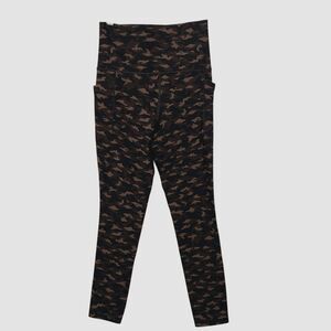 Athleta Salutation Stash Pocket II Camo 7/8 Leggings XS High Rise